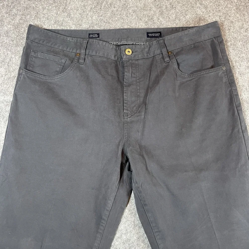 7Diamonds Clifton Slim Straight Jeans Mens 38x32 Durable Stone Grey Chino Pant